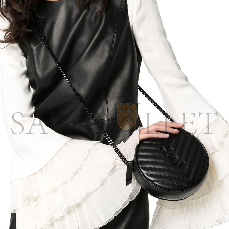 YSL VINYLE ROUND CAMERA BAG IN QUILTED LEATHER 610436DV7081000 (17*17*5.5cm)