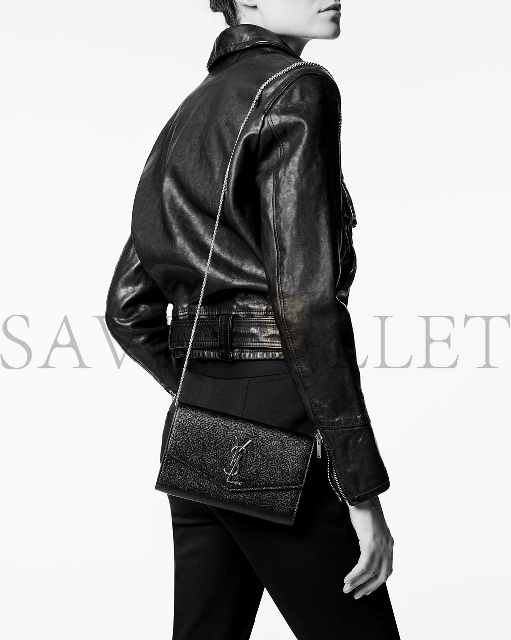 YSL UPTOWN CHAIN WALLET IN GRAIN DE POUDRE EMBOSSED LEATHER 6077881GF0J1000 (19*12*3cm)