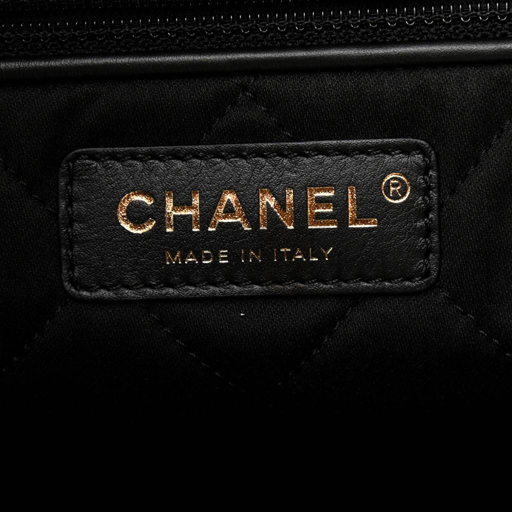 CHANEL VELVET SEQUIN QUILTED CHANEL 22 BLACK GOLD HARDWARE (37*35*7cm) CHANEL VELVET SEQUIN QUILTED CHANEL 22 BLACK GOLD HARDWARE (37*35*7cm)