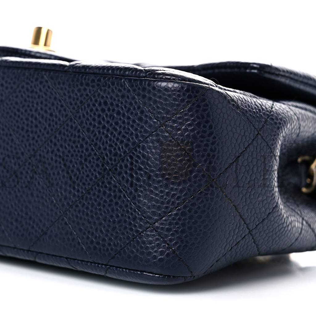 CHANEL CAVIAR QUILTED MINI RECTANGULAR FLAP NAVY GOLD HARDWARE (20.3*12.7*6.4cm) CHANEL CAVIAR QUILTED MINI RECTANGULAR FLAP NAVY GOLD HARDWARE (20.3*12.7*6.4cm)