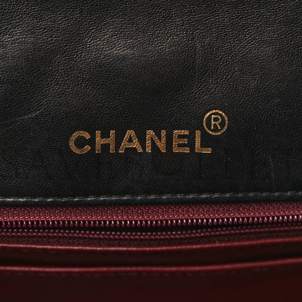 CHANEL LAMBSKIN QUILTED SMALL SINGLE FLAP BLACK GOLD HARDWARE (23*15*5cm) CHANEL LAMBSKIN QUILTED SMALL SINGLE FLAP BLACK GOLD HARDWARE (23*15*5cm)