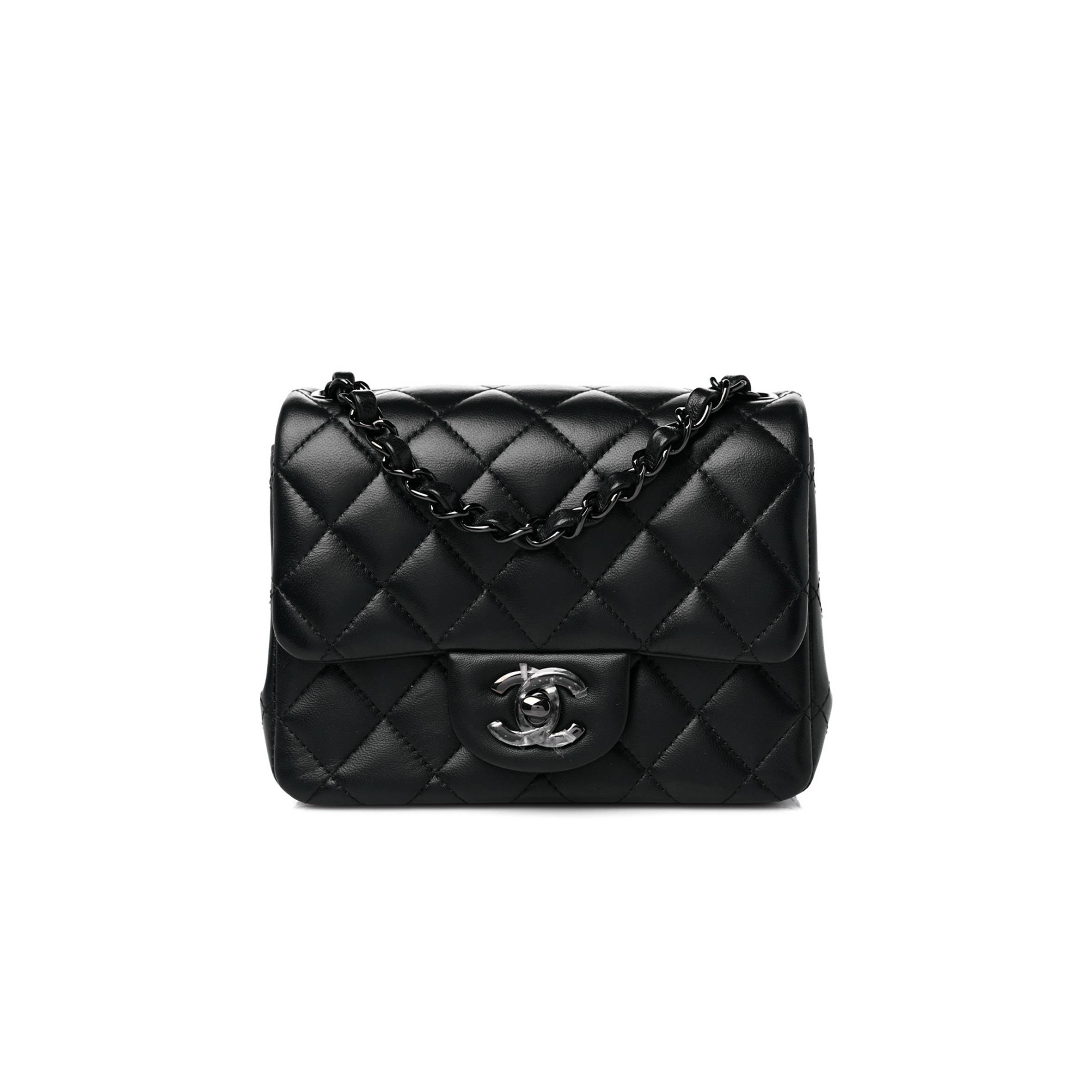 CHANEL LAMBSKIN QUILTED MINI SQUARE FLAP SO BLACK SILVER HARDWARE (17*12*7cm) CHANEL LAMBSKIN QUILTED MINI SQUARE FLAP SO BLACK SILVER HARDWARE (17*12*7cm)