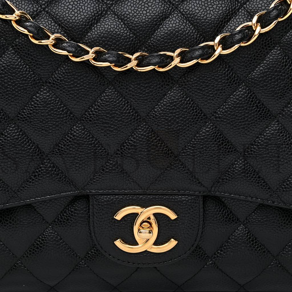 CHANEL CAVIAR QUILTED MAXI DOUBLE FLAP BLACK GOLD HARDWARE (33*22*10cm) CHANEL CAVIAR QUILTED MAXI DOUBLE FLAP BLACK GOLD HARDWARE (33*22*10cm)