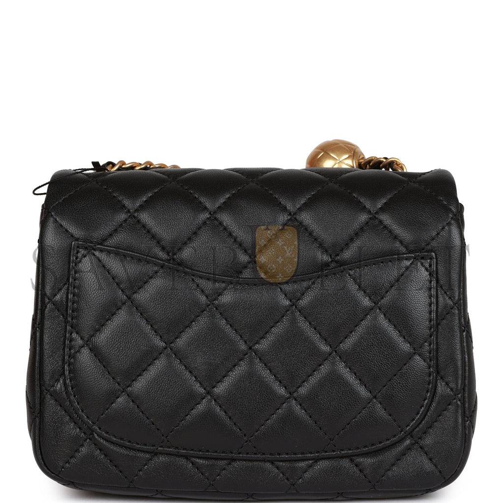 CHANEL PEARL CRUSH MINI SQUARE FLAP BAG BLACK LAMBSKIN ANTIQUE GOLD HARDWARE (17*14*8cm) CHANEL PEARL CRUSH MINI SQUARE FLAP BAG BLACK LAMBSKIN ANTIQUE GOLD HARDWARE (17*14*8cm)