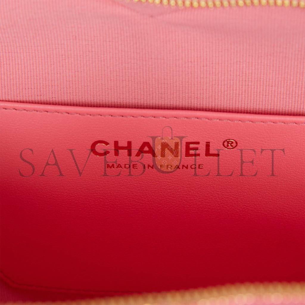 CHANEL CC IN LOVE LARGE HEART BAG PINK LAMBSKIN LIGHT GOLD HARDWARE (20*18*6cm) CHANEL CC IN LOVE LARGE HEART BAG PINK LAMBSKIN LIGHT GOLD HARDWARE (20*18*6cm)