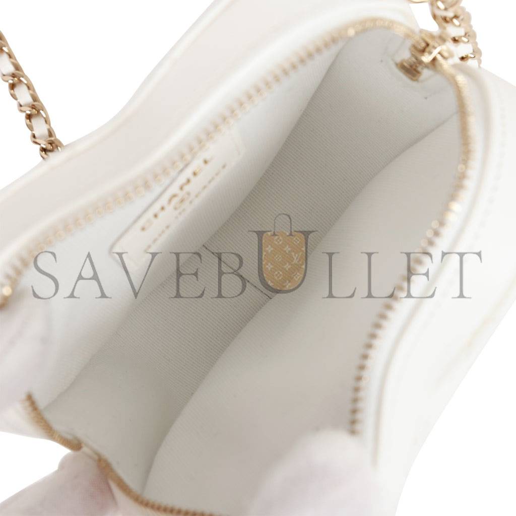 CHANEL CC IN LOVE HEART CLUTCH WITH CHAIN WHITE LAMBSKIN LIGHT GOLD HARDWARE (13*13*5cm) CHANEL CC IN LOVE HEART CLUTCH WITH CHAIN WHITE LAMBSKIN LIGHT GOLD HARDWARE (13*13*5cm)