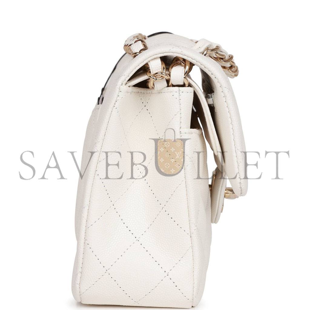 CHANEL SMALL CLASSIC DOUBLE FLAP WHITE CAVIAR GOLD HARDWARE (23*13*6cm) CHANEL SMALL CLASSIC DOUBLE FLAP WHITE CAVIAR GOLD HARDWARE (23*13*6cm)