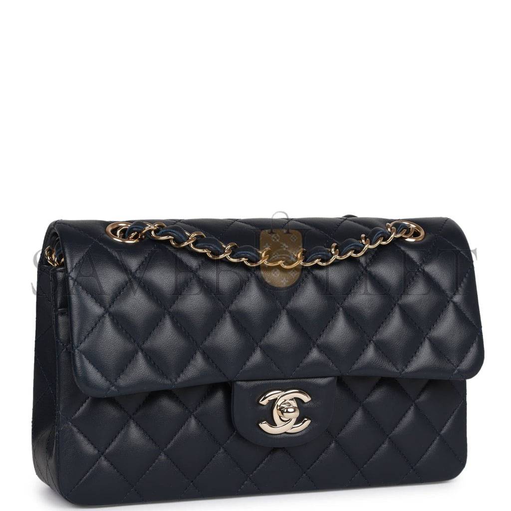 CHANEL SMALL CLASSIC DOUBLE FLAP NAVY LAMBSKIN LIGHT GOLD HARDWARE (23*13*6cm) CHANEL SMALL CLASSIC DOUBLE FLAP NAVY LAMBSKIN LIGHT GOLD HARDWARE (23*13*6cm)