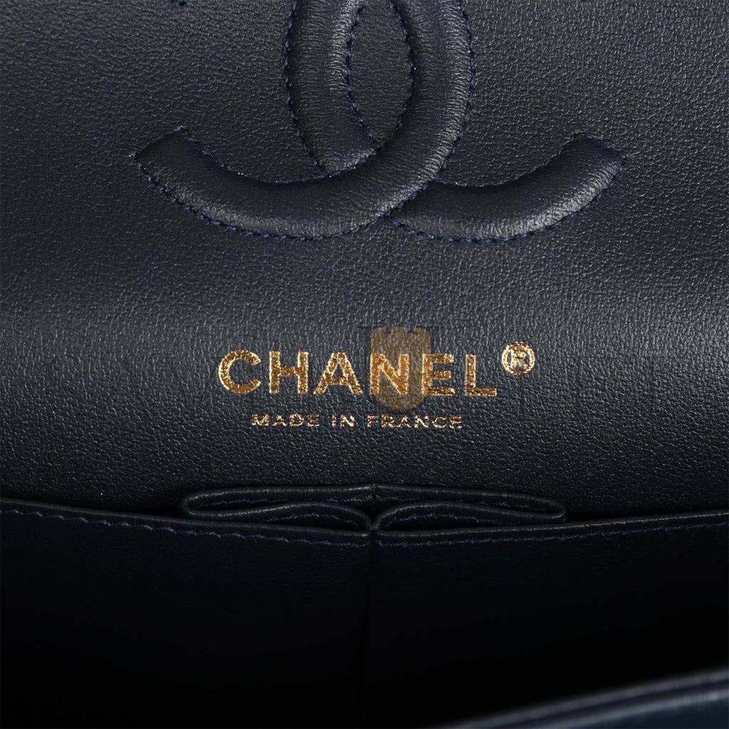 CHANEL SMALL CLASSIC DOUBLE FLAP NAVY LAMBSKIN LIGHT GOLD HARDWARE (23*13*6cm) CHANEL SMALL CLASSIC DOUBLE FLAP NAVY LAMBSKIN LIGHT GOLD HARDWARE (23*13*6cm)
