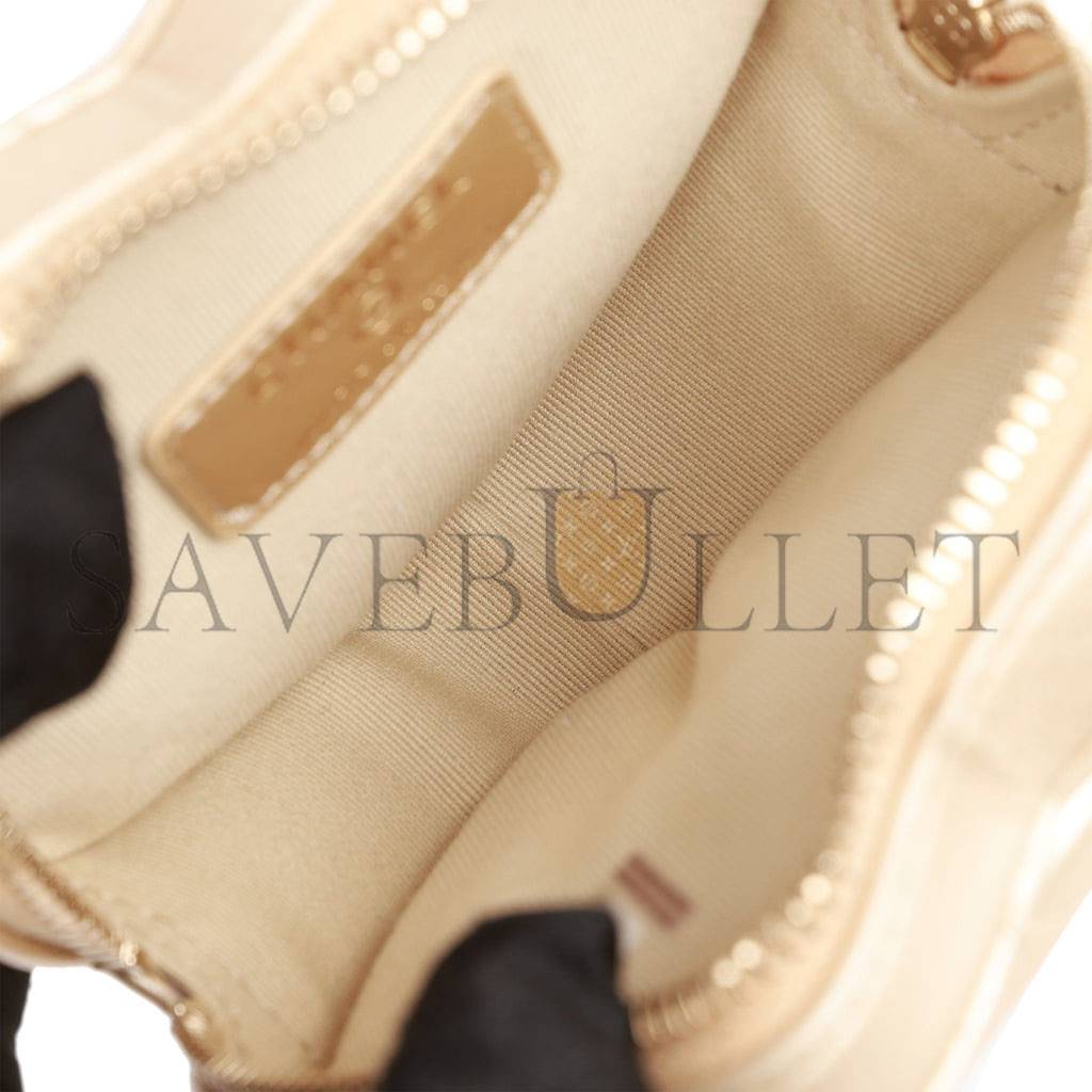 CHANEL CC IN LOVE HEART BELT BAG GOLD LAMBSKIN LIGHT GOLD HARDWARE (11*10*4cm) CHANEL CC IN LOVE HEART BELT BAG GOLD LAMBSKIN LIGHT GOLD HARDWARE (11*10*4cm)