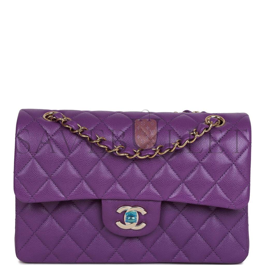 CHANEL SMALL CLASSIC DOUBLE FLAP PURPLE CAVIAR LIGHT GOLD HARDWARE (23*13*6cm) CHANEL SMALL CLASSIC DOUBLE FLAP PURPLE CAVIAR LIGHT GOLD HARDWARE (23*13*6cm)