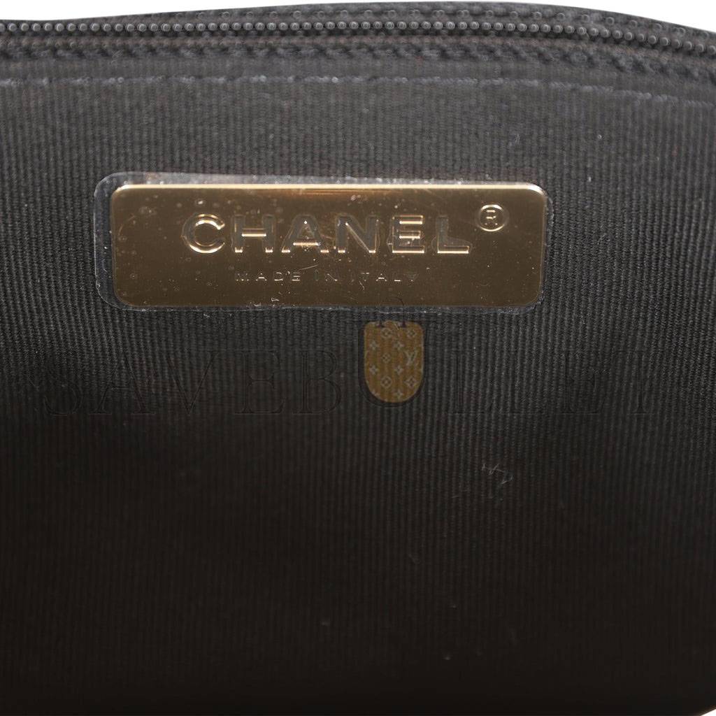 CHANEL MEDIUM 19 FLAP BAG WHITE CALFSKIN MIXED HARDWARE (25*16*9cm) CHANEL MEDIUM 19 FLAP BAG WHITE CALFSKIN MIXED HARDWARE (25*16*9cm)