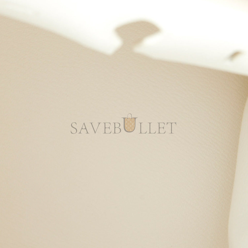 HERMES BIRKIN 35 WHITE CLEMENCE GOLD HARDWARE (35cm) HERMES BIRKIN 35 WHITE CLEMENCE GOLD HARDWARE (35cm)