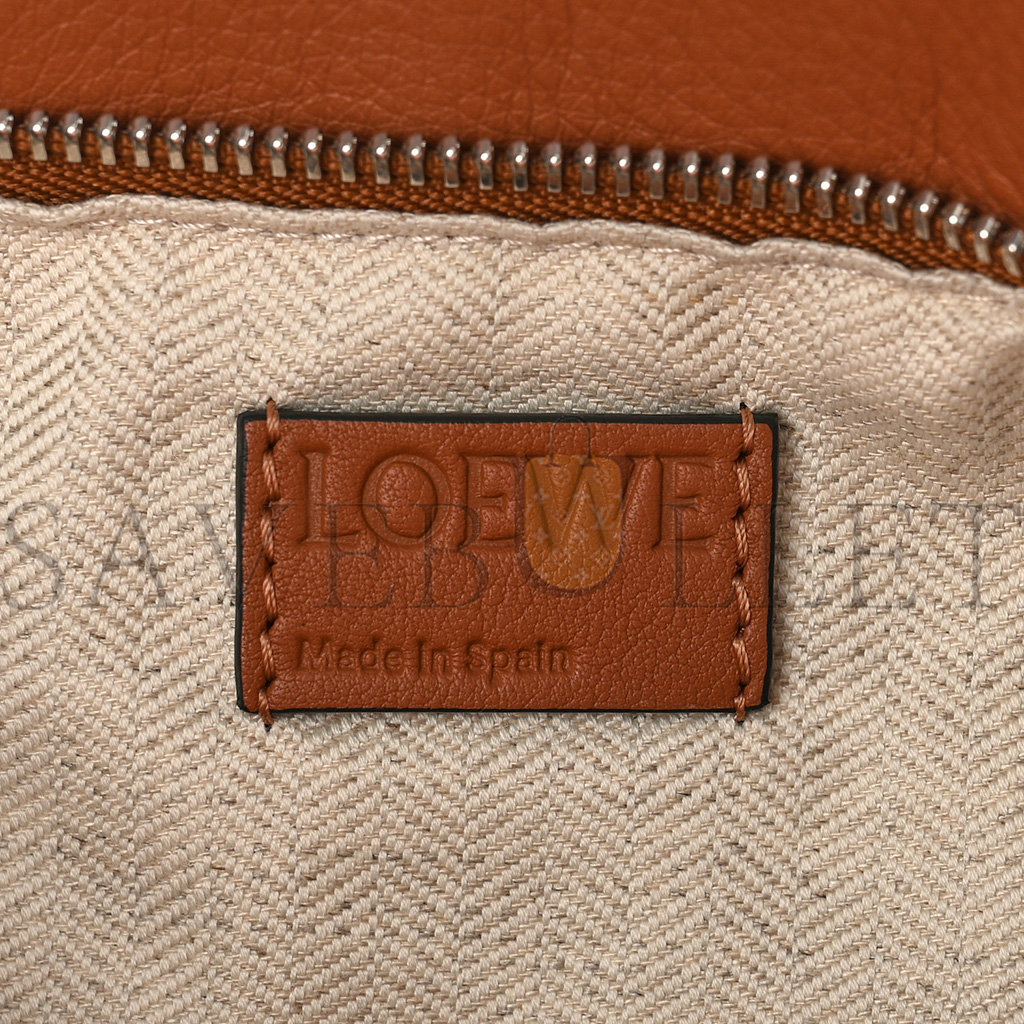 LOEWE CALFSKIN SMALL PUZZLE BAG TAN (24*16.5*10.5cm) LOEWE CALFSKIN SMALL PUZZLE BAG TAN (24*16.5*10.5cm)