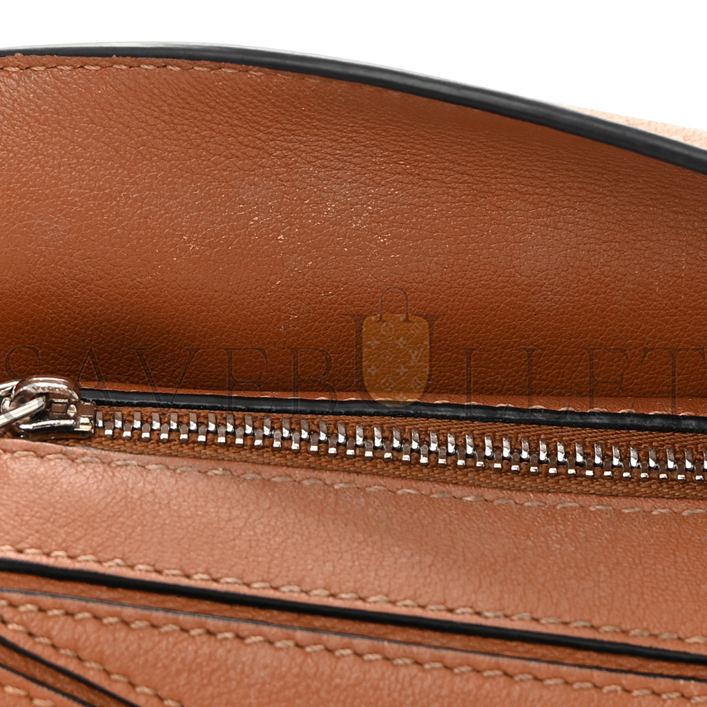 LOEWE CALFSKIN MINI PUZZLE BAG TAN (18*12.5*8cm) LOEWE CALFSKIN MINI PUZZLE BAG TAN (18*12.5*8cm)