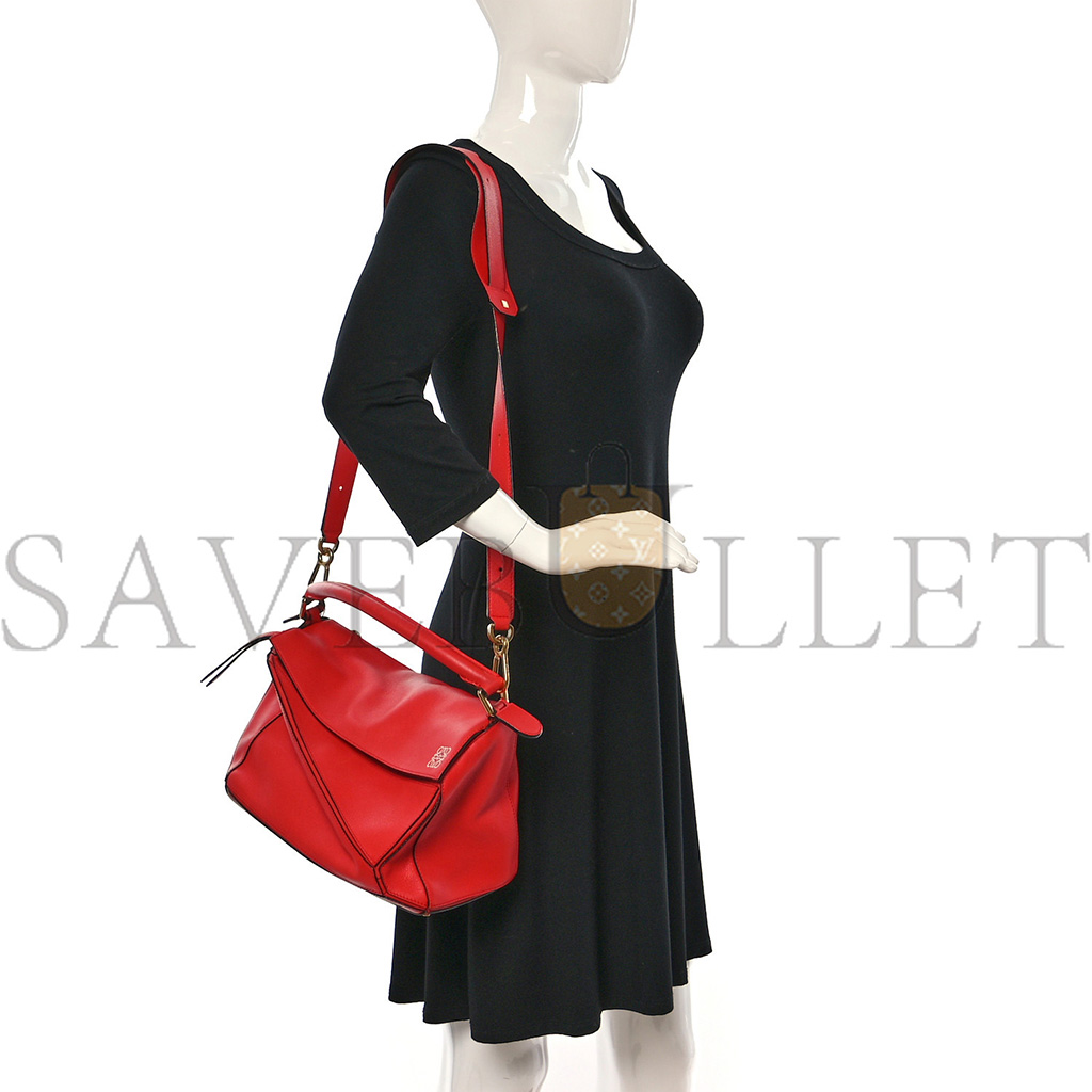 LOEWE CALFSKIN MEDIUM PUZZLE BAG SCARLET (29*19.5*14cm) LOEWE CALFSKIN MEDIUM PUZZLE BAG SCARLET (29*19.5*14cm)