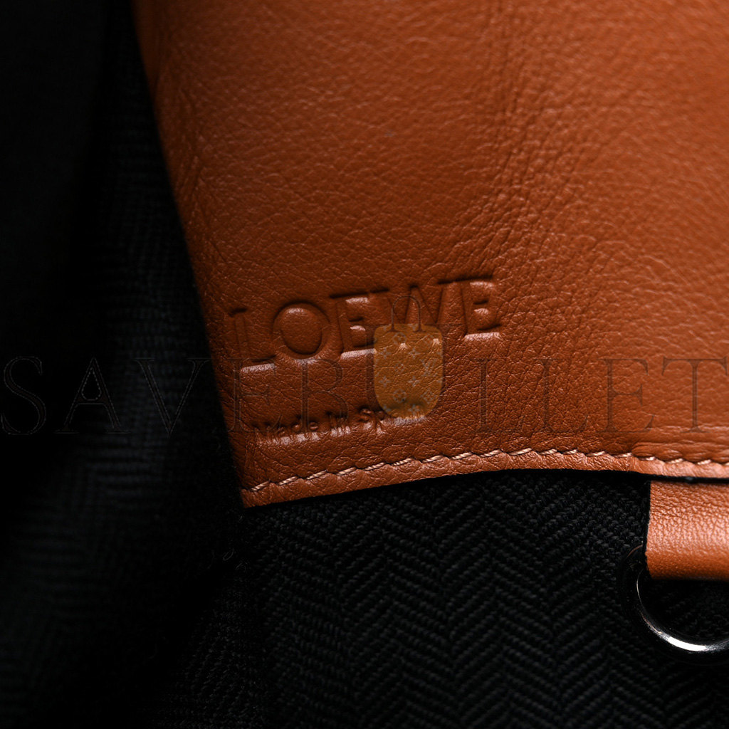 LOEWE CALFSKIN SMALL HAMMOCK SHOULDER BAG TAN (30*25*13.5cm) LOEWE CALFSKIN SMALL HAMMOCK SHOULDER BAG TAN (30*25*13.5cm)