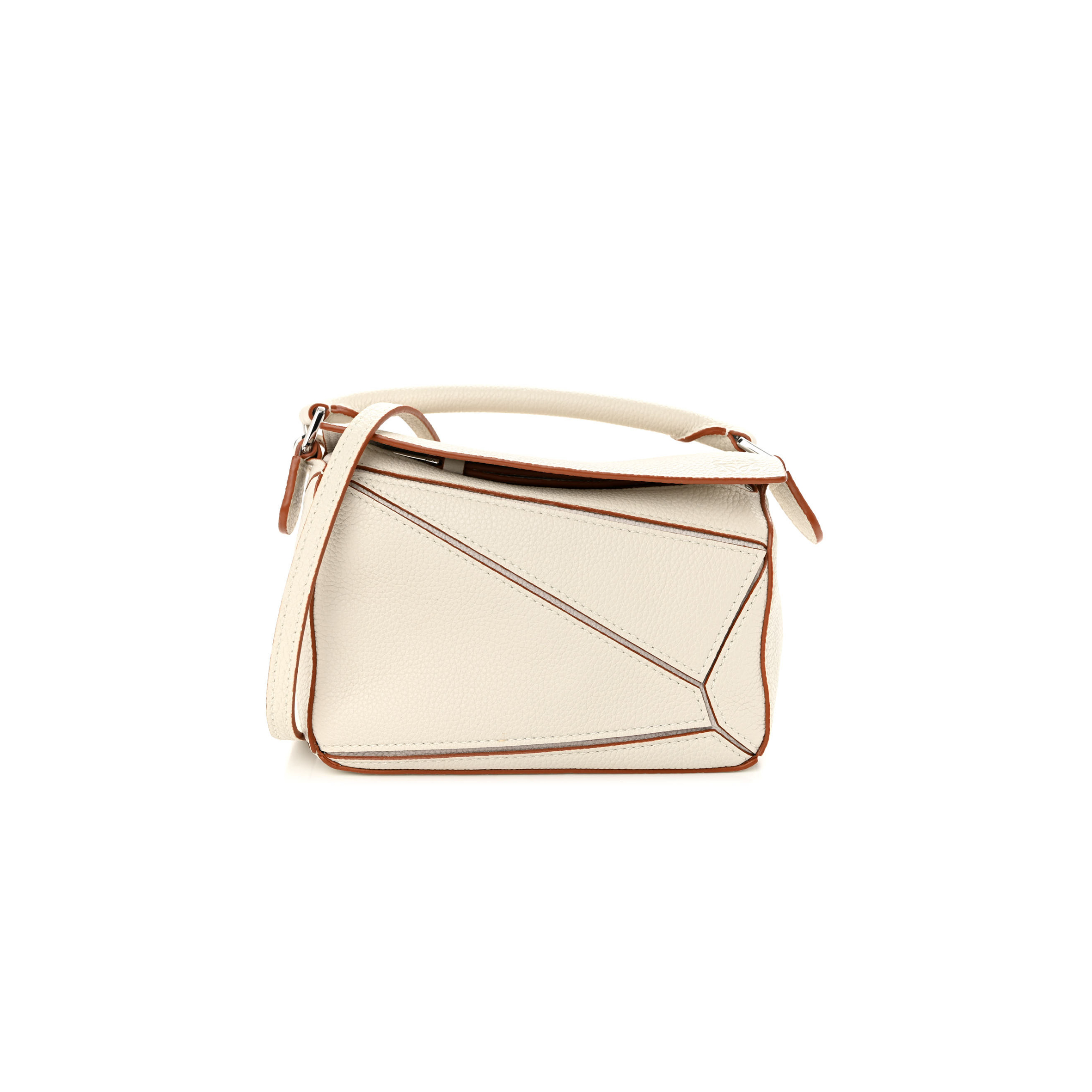 LOEWE CALFSKIN MINI PUZZLE BAG SOFT WHITE (18*12.5*8cm) LOEWE CALFSKIN MINI PUZZLE BAG SOFT WHITE (18*12.5*8cm)