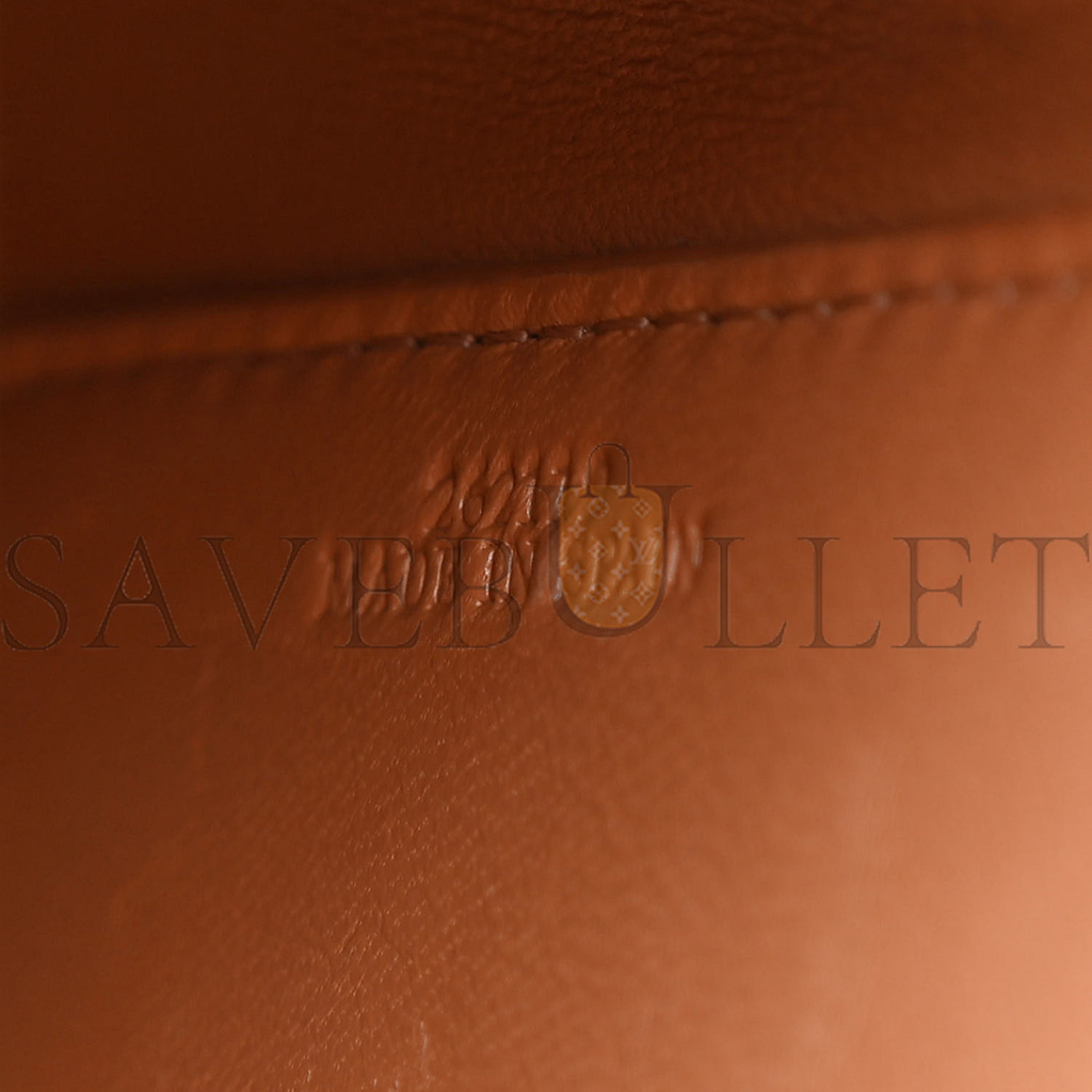 LOEWE SILK CALFSKIN GOYA BAG AVOCADO (22*15*7cm) LOEWE SILK CALFSKIN GOYA BAG AVOCADO (22*15*7cm)