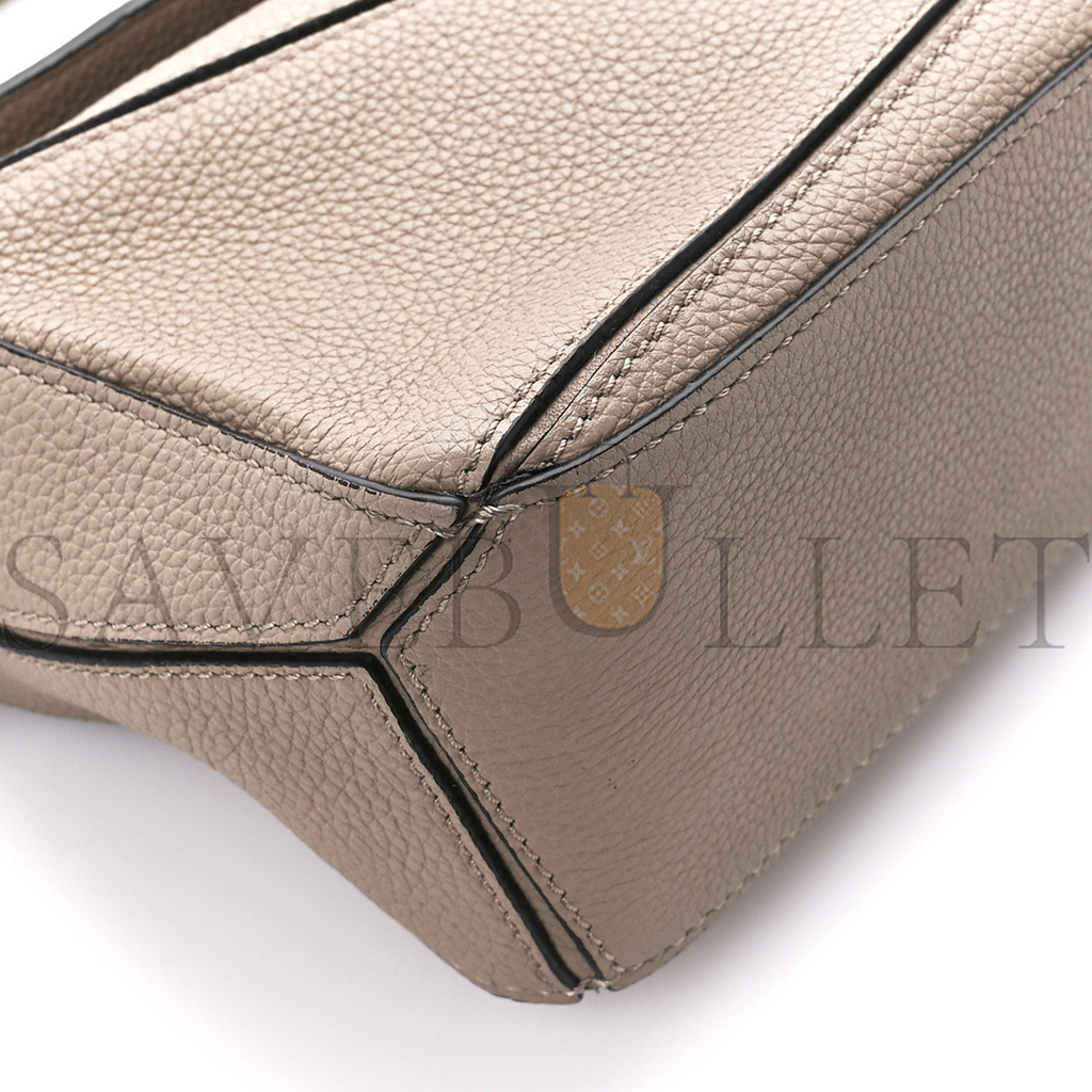 LOEWE CALFSKIN MINI PUZZLE BAG SAND MINK (18*12.5*8cm) LOEWE CALFSKIN MINI PUZZLE BAG SAND MINK (18*12.5*8cm)