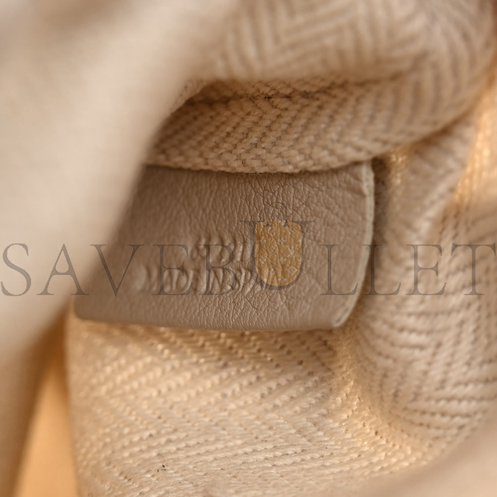 LOEWE SMOOTH CALFSKIN SMALL ANAGRAM CUTOUT TOTE TAN BEIGE (25*23*1cm) LOEWE SMOOTH CALFSKIN SMALL ANAGRAM CUTOUT TOTE TAN BEIGE (25*23*1cm)