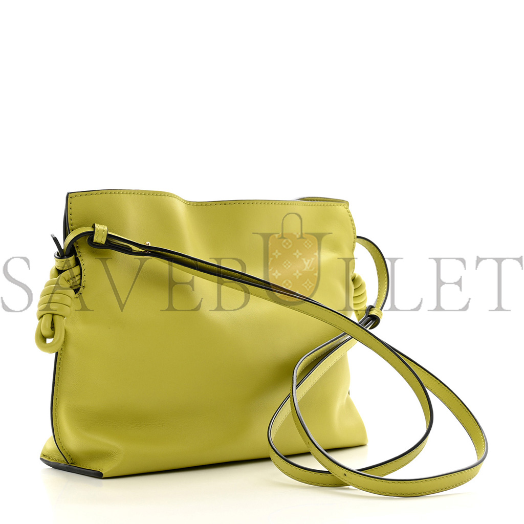 LOEWE CALFSKIN MINI FLAMENCO KNOT CLUTCH LIME YELLOW (23*18*7cm) LOEWE CALFSKIN MINI FLAMENCO KNOT CLUTCH LIME YELLOW (23*18*7cm)