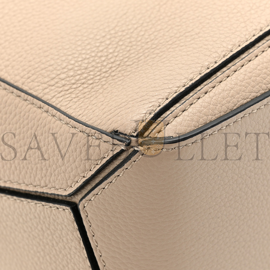 LOEWE GRAINED CALFSKIN SMALL PUZZLE BAG SAND (24*16.5*10.5cm) LOEWE GRAINED CALFSKIN SMALL PUZZLE BAG SAND (24*16.5*10.5cm)