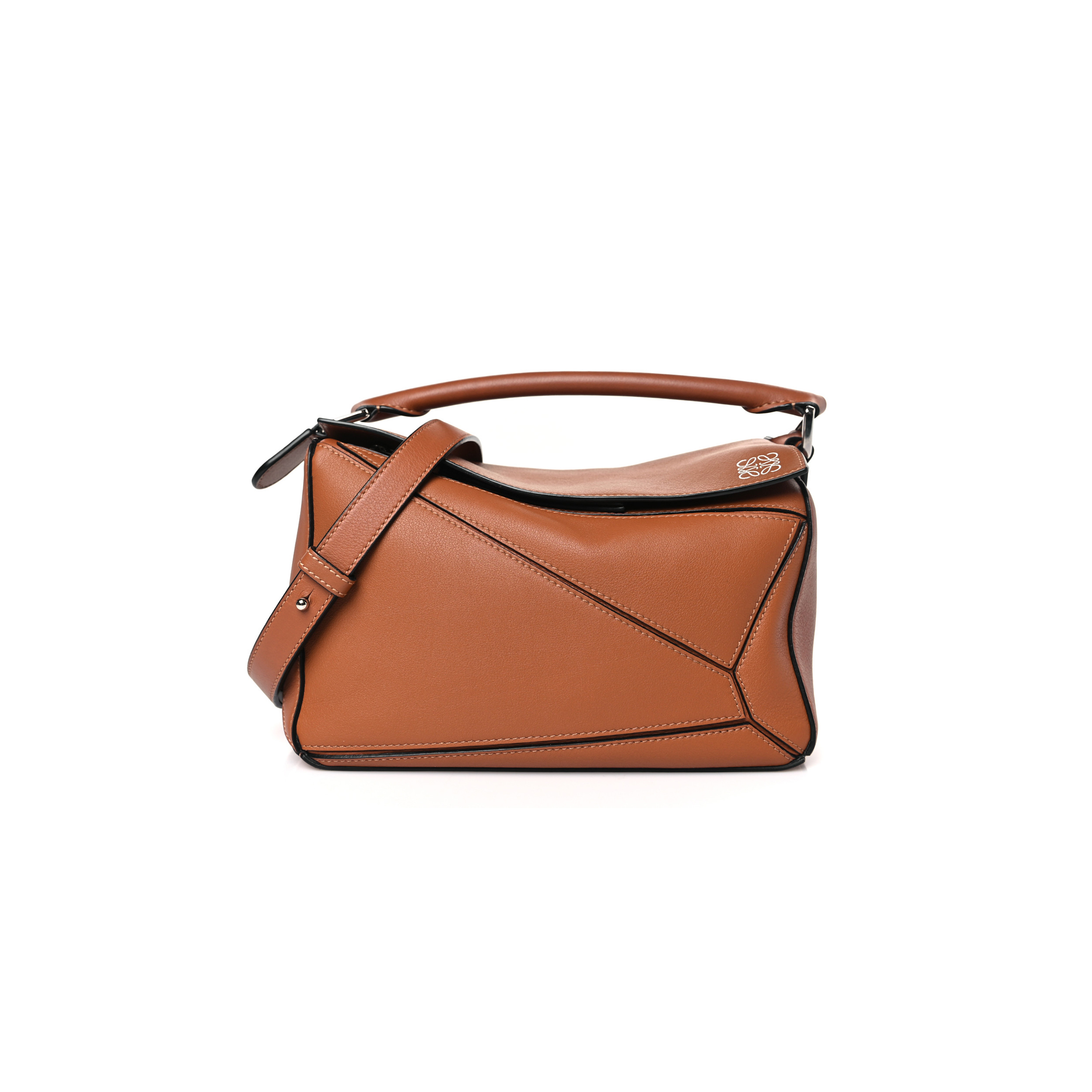LOEWE CALFSKIN SMALL PUZZLE BAG TAN (24*16.5*10.5cm) LOEWE CALFSKIN SMALL PUZZLE BAG TAN (24*16.5*10.5cm)