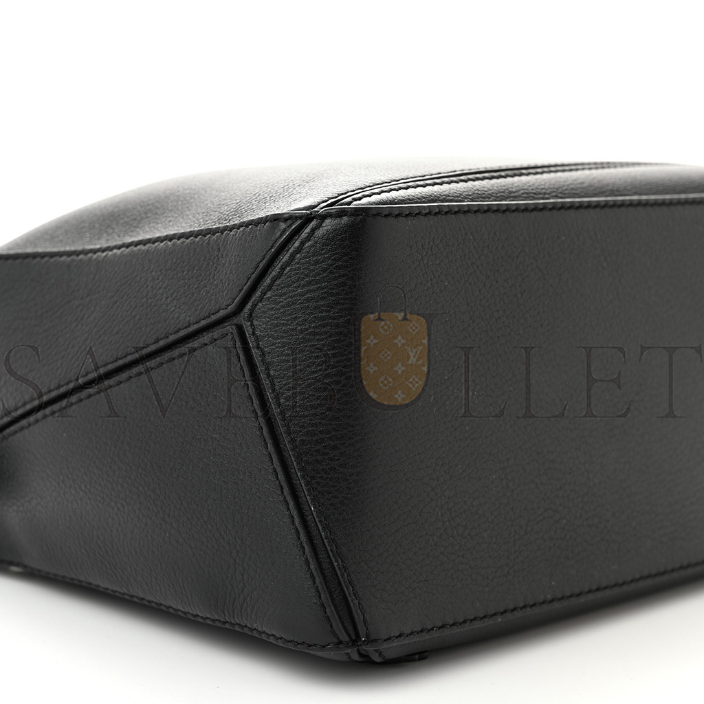 LOEWE CALFSKIN SMALL PUZZLE BAG BLACK (24*16.5*10.5cm) LOEWE CALFSKIN SMALL PUZZLE BAG BLACK (24*16.5*10.5cm)