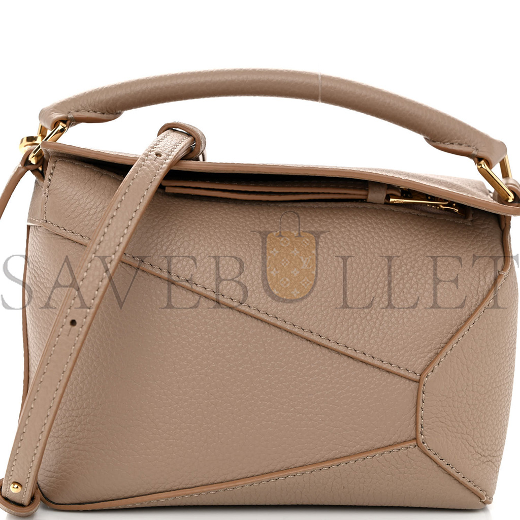 LOEWE CALFSKIN MINI PUZZLE EDGE BAG SAND (18*12.5*8cm) LOEWE CALFSKIN MINI PUZZLE EDGE BAG SAND (18*12.5*8cm)
