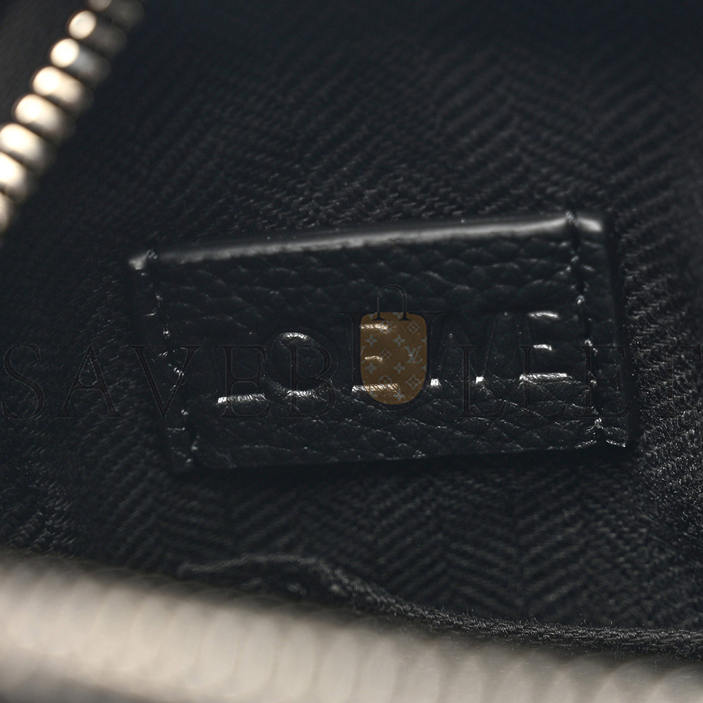LOEWE SOFT GRAINED CALFSKIN XS MILITARY MESSENGER BAG BLACK (23*18*9cm) LOEWE SOFT GRAINED CALFSKIN XS MILITARY MESSENGER BAG BLACK (23*18*9cm)