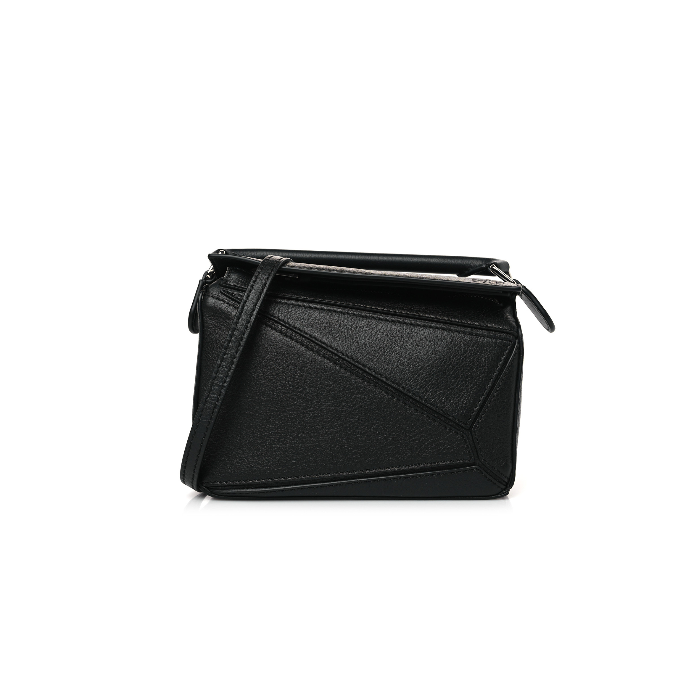 LOEWE CALFSKIN MINI PUZZLE BAG BLACK (18*12.5*8cm) LOEWE CALFSKIN MINI PUZZLE BAG BLACK (18*12.5*8cm)