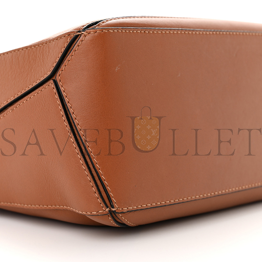 LOEWE CALFSKIN SMALL PUZZLE BAG TAN (24*16.5*10.5cm) LOEWE CALFSKIN SMALL PUZZLE BAG TAN (24*16.5*10.5cm)