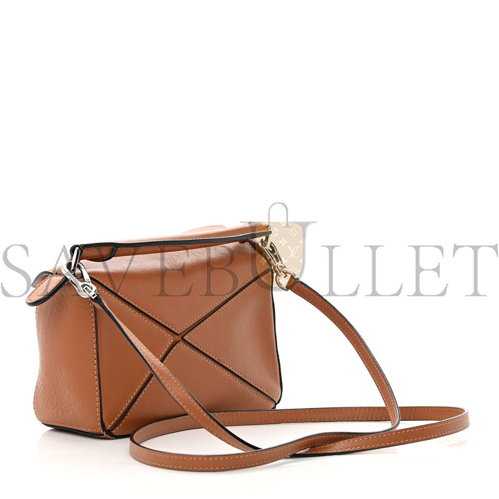 LOEWE CALFSKIN MINI PUZZLE BAG TAN (18*12.5*8cm) LOEWE CALFSKIN MINI PUZZLE BAG TAN (18*12.5*8cm)