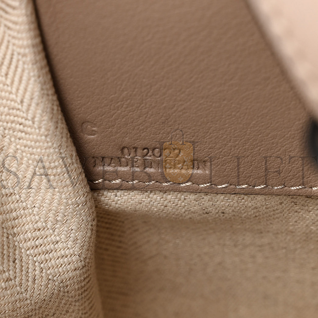 LOEWE CALFSKIN SMALL HAMMOCK SHOULDER BAG SAND (30*25*13.5cm) LOEWE CALFSKIN SMALL HAMMOCK SHOULDER BAG SAND (30*25*13.5cm)