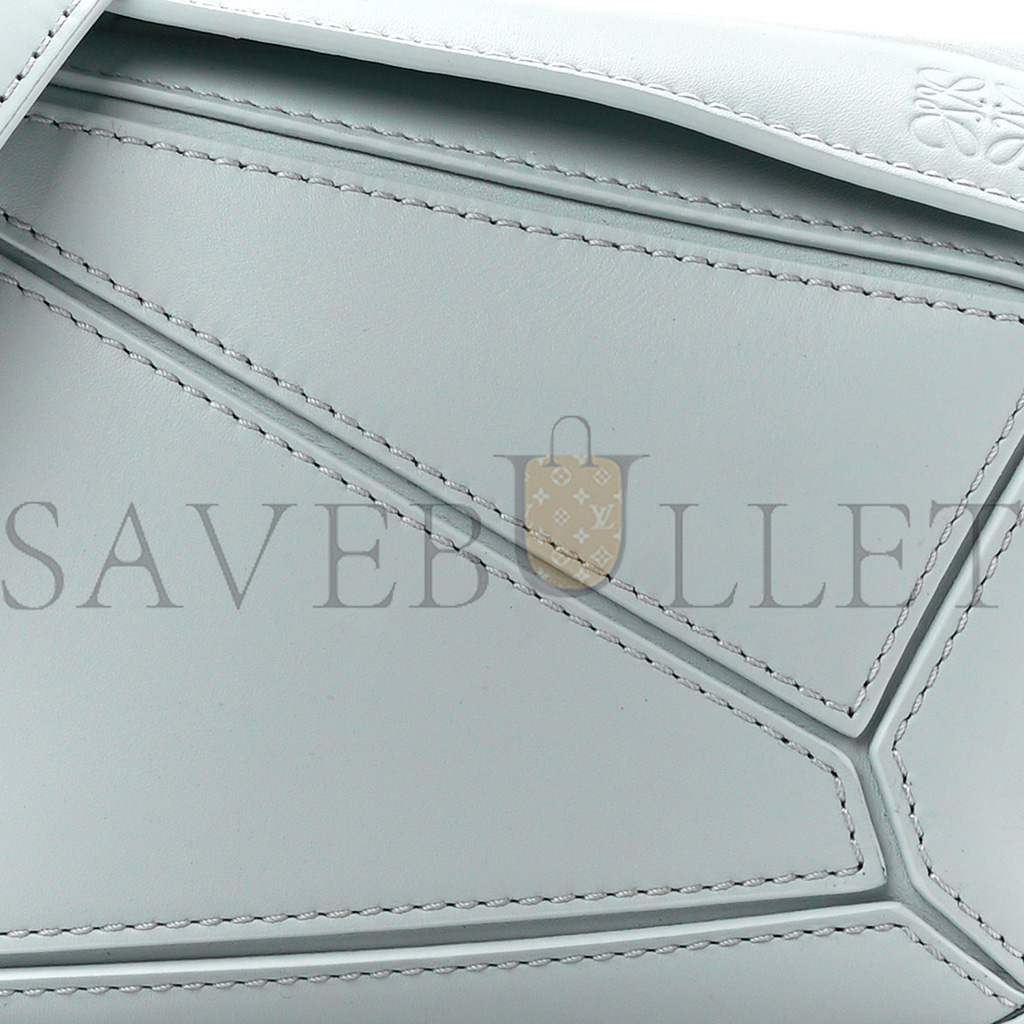 LOEWE CALFSKIN SMALL PUZZLE BAG AQUA (18*12.5*8cm) LOEWE CALFSKIN SMALL PUZZLE BAG AQUA (18*12.5*8cm)