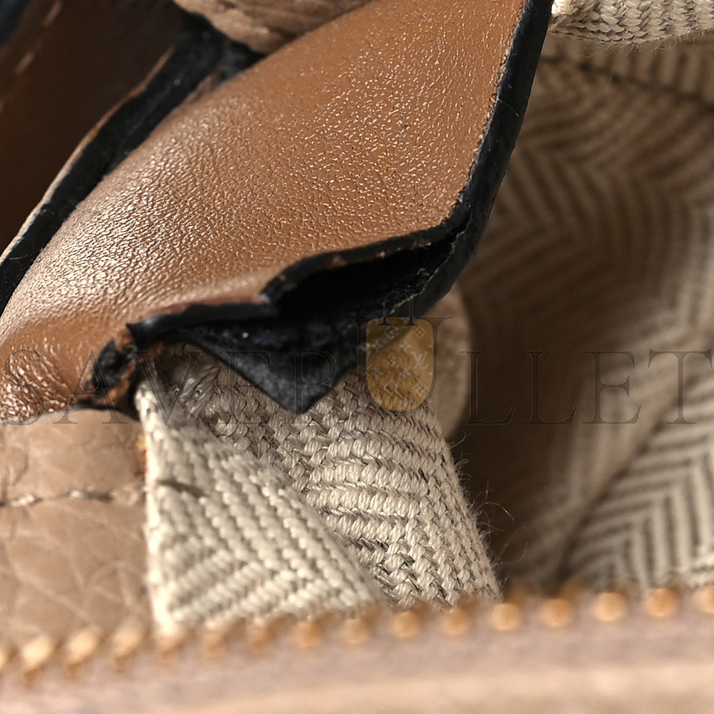 LOEWE GRAINED CALFSKIN SMALL PUZZLE BAG SAND MINK (24*16.5*10.5cm) LOEWE GRAINED CALFSKIN SMALL PUZZLE BAG SAND MINK (24*16.5*10.5cm)
