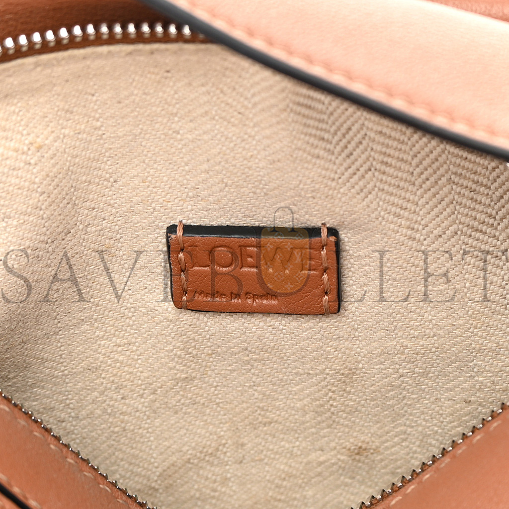 LOEWE CALFSKIN MINI PUZZLE BAG TAN (18*12.5*8cm) LOEWE CALFSKIN MINI PUZZLE BAG TAN (18*12.5*8cm)