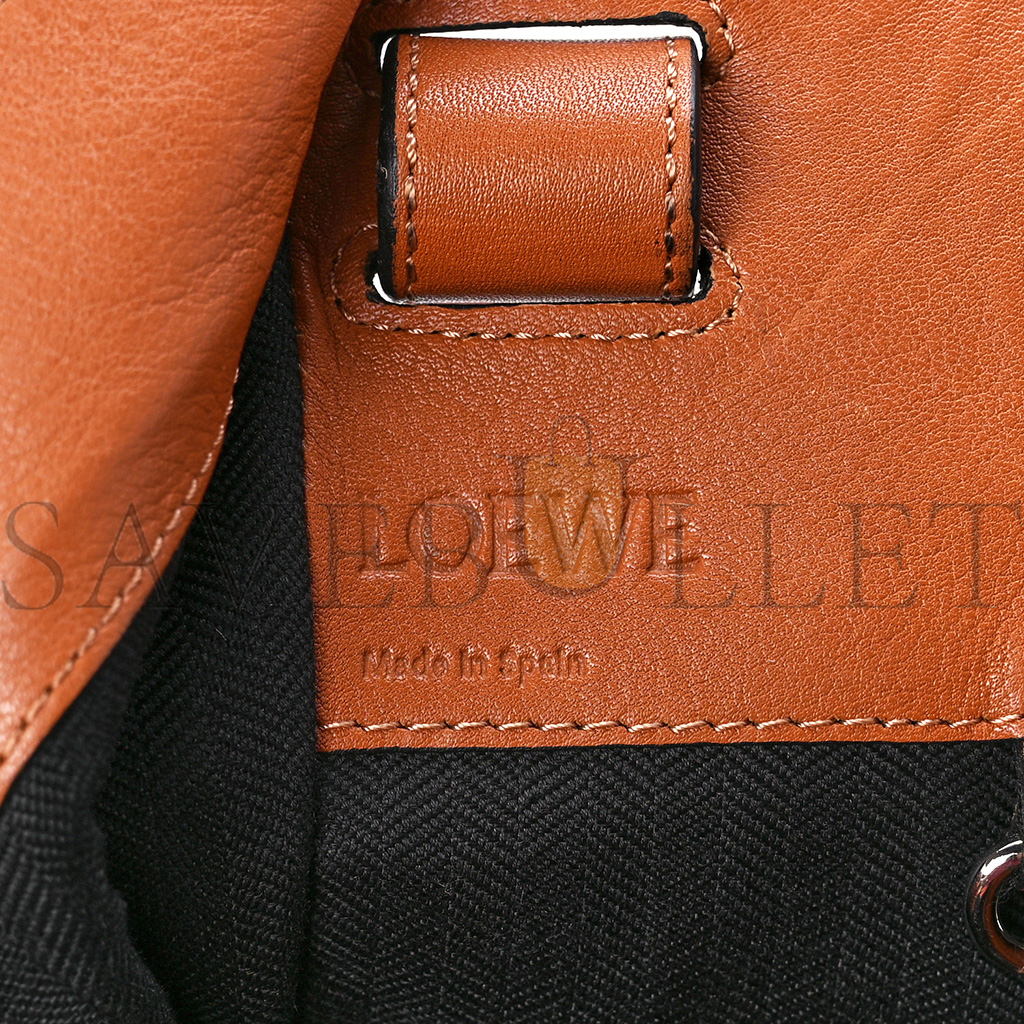 LOEWE CALFSKIN MEDIUM HAMMOCK SHOULDER BAG TAN (34*28*17cm) LOEWE CALFSKIN MEDIUM HAMMOCK SHOULDER BAG TAN (34*28*17cm)
