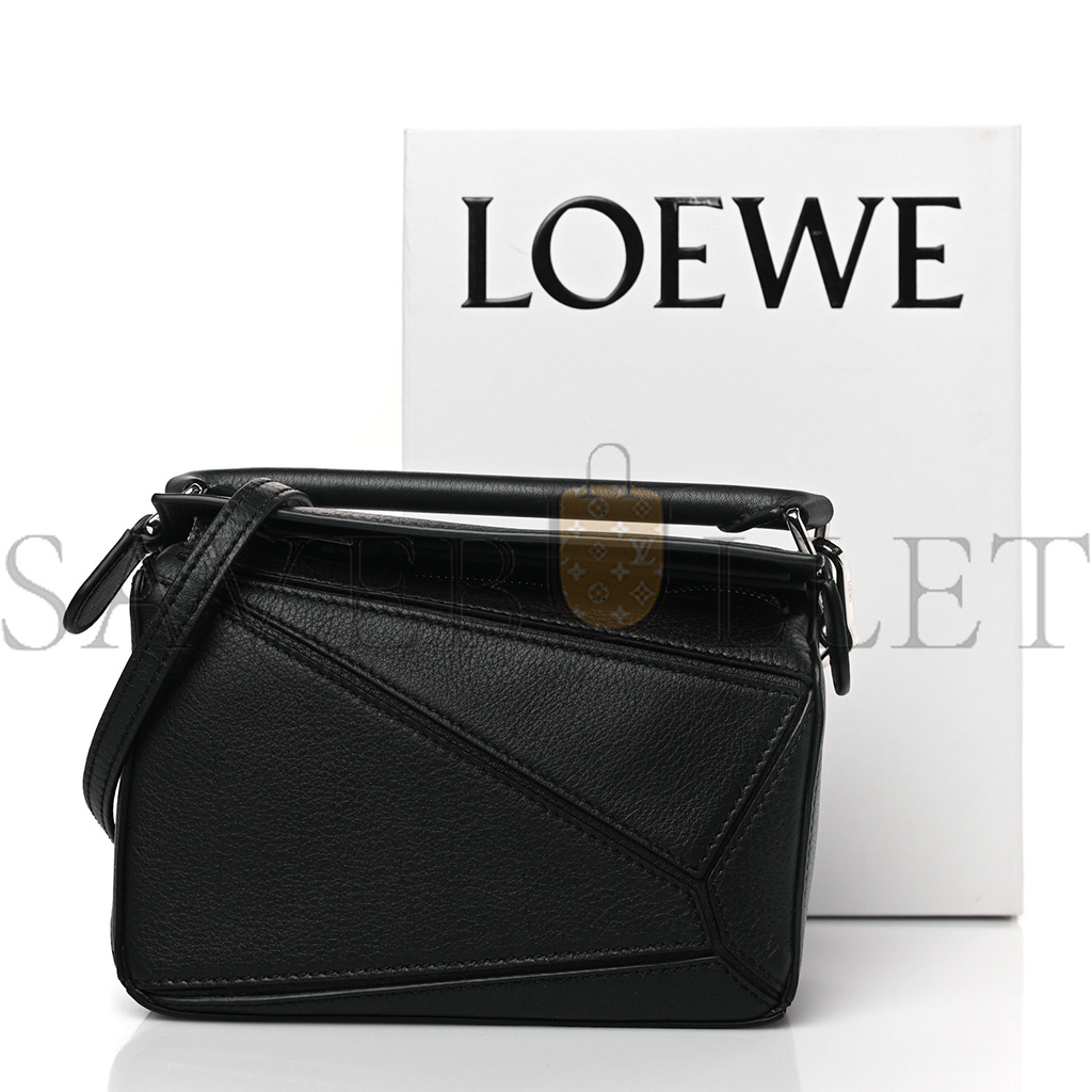 LOEWE CALFSKIN MINI PUZZLE BAG BLACK (18*12.5*8cm) LOEWE CALFSKIN MINI PUZZLE BAG BLACK (18*12.5*8cm)