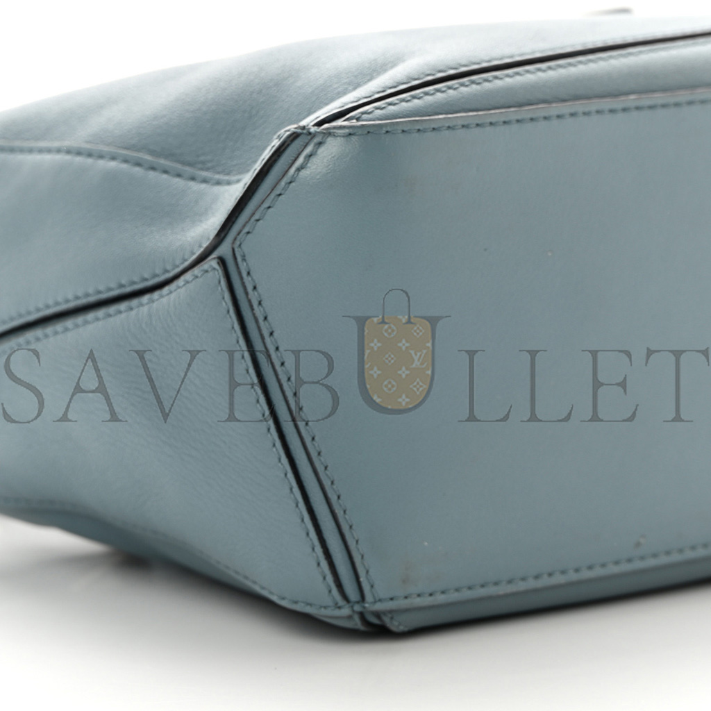 LOEWE CALFSKIN SMALL PUZZLE BAG STONE BLUE (24*16.5*10.5cm) LOEWE CALFSKIN SMALL PUZZLE BAG STONE BLUE (24*16.5*10.5cm)