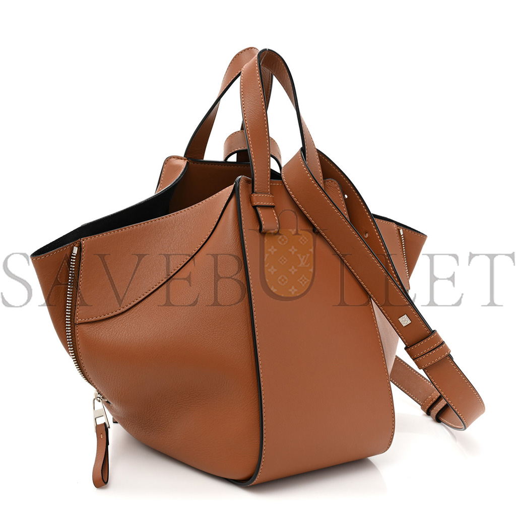 LOEWE CALFSKIN SMALL HAMMOCK SHOULDER BAG TAN (30*25*13.5cm) LOEWE CALFSKIN SMALL HAMMOCK SHOULDER BAG TAN (30*25*13.5cm)