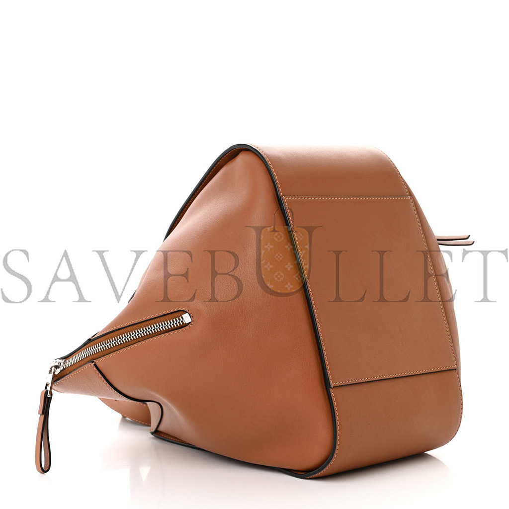 LOEWE CALFSKIN SMALL HAMMOCK SHOULDER BAG TAN (30*25*13.5cm) LOEWE CALFSKIN SMALL HAMMOCK SHOULDER BAG TAN (30*25*13.5cm)