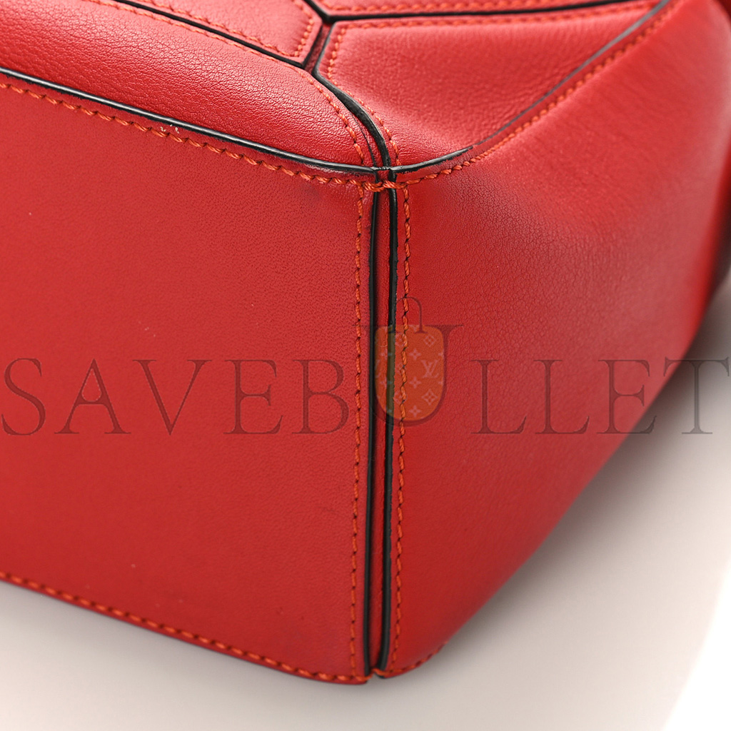 LOEWE CALFSKIN SMALL PUZZLE BAG SCARLET (24*16.5*10.5cm) LOEWE CALFSKIN SMALL PUZZLE BAG SCARLET (24*16.5*10.5cm)