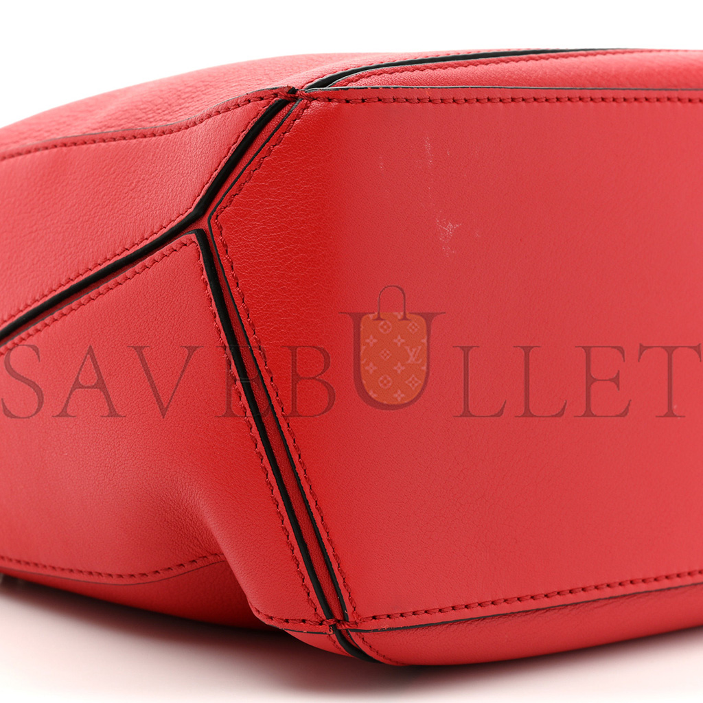 LOEWE CALFSKIN SMALL PUZZLE BAG SCARLET (24*16.5*10.5cm) LOEWE CALFSKIN SMALL PUZZLE BAG SCARLET (24*16.5*10.5cm)