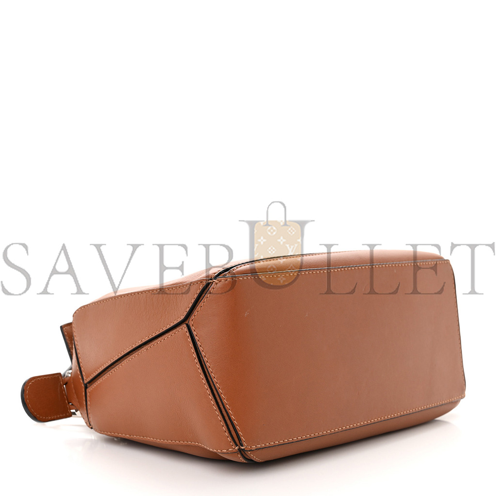 LOEWE CALFSKIN SMALL PUZZLE BAG TAN (24*16.5*10.5cm) LOEWE CALFSKIN SMALL PUZZLE BAG TAN (24*16.5*10.5cm)