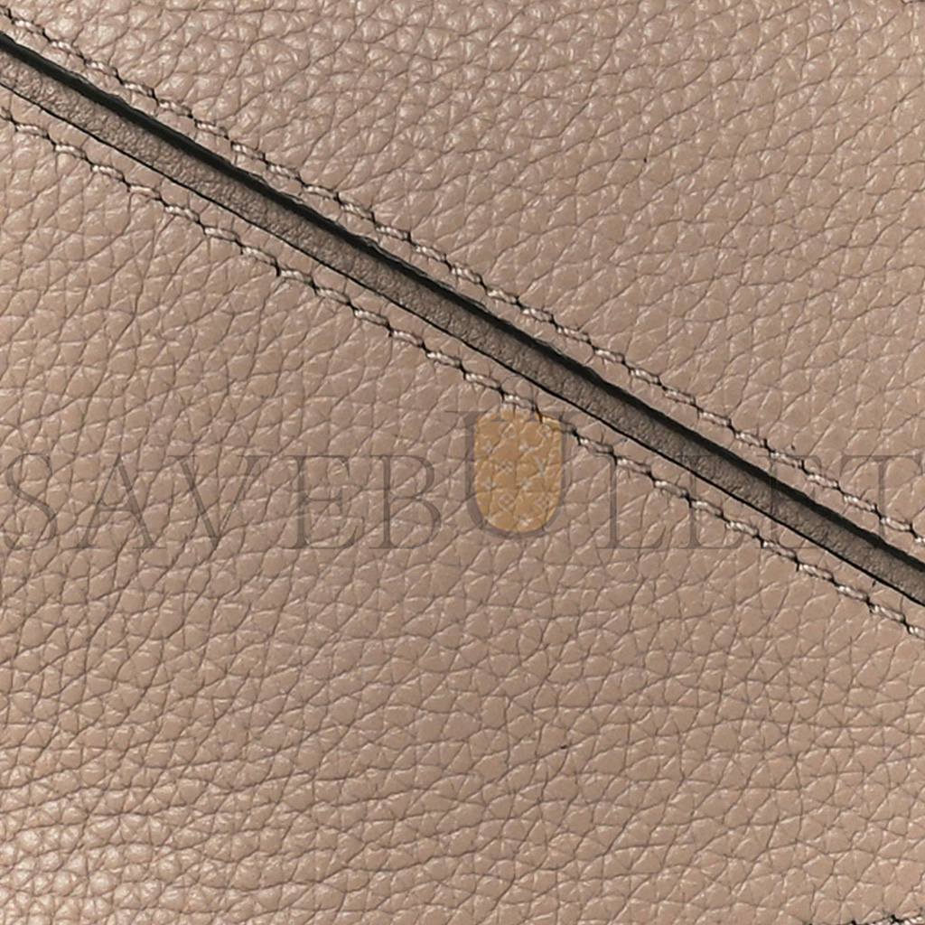LOEWE CALFSKIN MINI PUZZLE BAG SAND MINK (18*12.5*8cm) LOEWE CALFSKIN MINI PUZZLE BAG SAND MINK (18*12.5*8cm)
