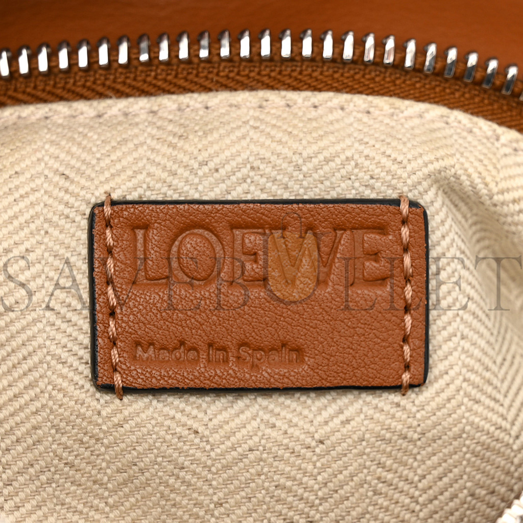 LOEWE CALFSKIN SMALL PUZZLE BAG TAN (24*16.5*10.5cm) LOEWE CALFSKIN SMALL PUZZLE BAG TAN (24*16.5*10.5cm)