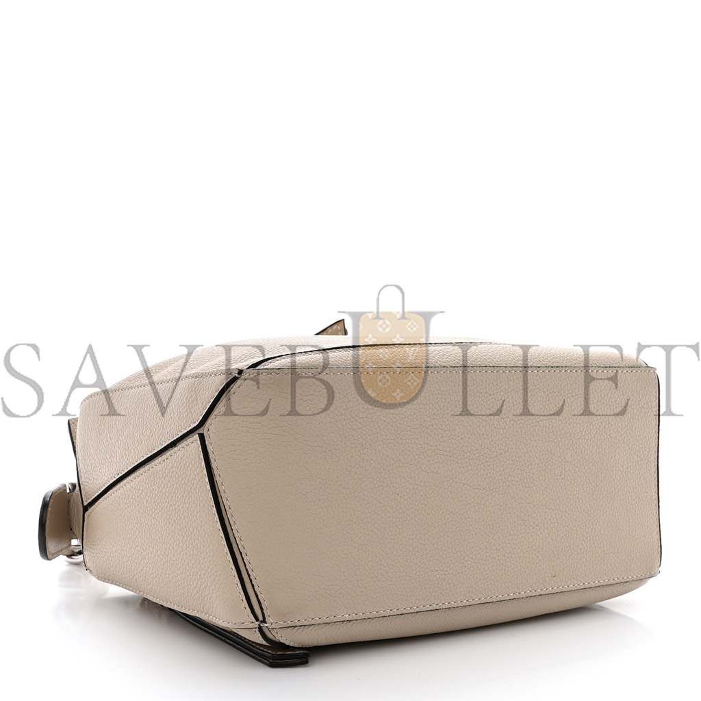 LOEWE GRAINED CALFSKIN SMALL PUZZLE BAG SAND (24*16.5*10.5cm) LOEWE GRAINED CALFSKIN SMALL PUZZLE BAG SAND (24*16.5*10.5cm)