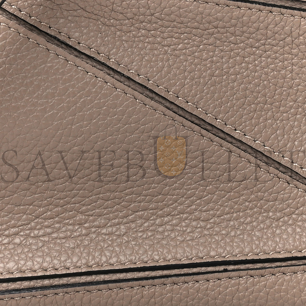 LOEWE CALFSKIN MINI PUZZLE BAG SAND MINK (18*12.5*8cm) LOEWE CALFSKIN MINI PUZZLE BAG SAND MINK (18*12.5*8cm)